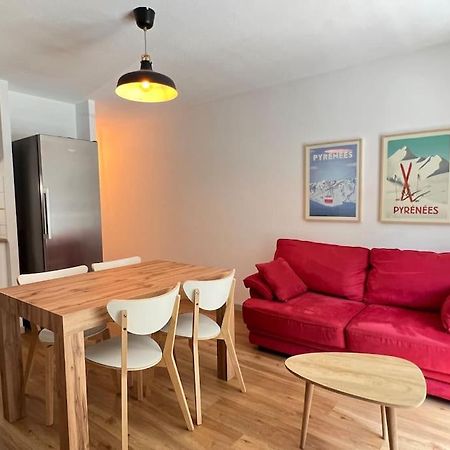T3 Centre Ville Avec Parking, Balcon Et Wifi. 5P. Cauterets Zewnętrze zdjęcie