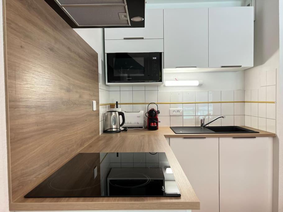 T3 Centre Ville Avec Parking, Balcon Et Wifi. 5P. Cauterets Zewnętrze zdjęcie