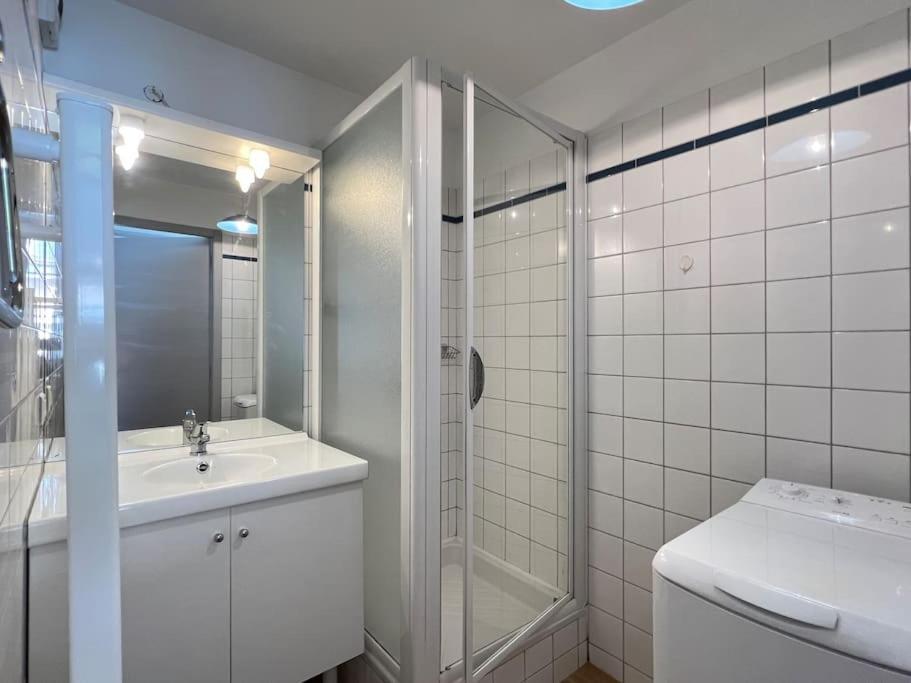 T3 Centre Ville Avec Parking, Balcon Et Wifi. 5P. Cauterets Zewnętrze zdjęcie