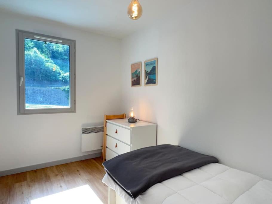T3 Centre Ville Avec Parking, Balcon Et Wifi. 5P. Cauterets Zewnętrze zdjęcie